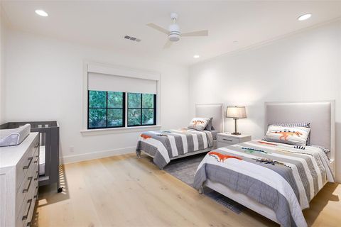 Tiny photo for 9 Robledo Drive, Dallas, TX 75230 (MLS # 21062852)