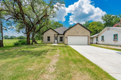 A home in Corsicana