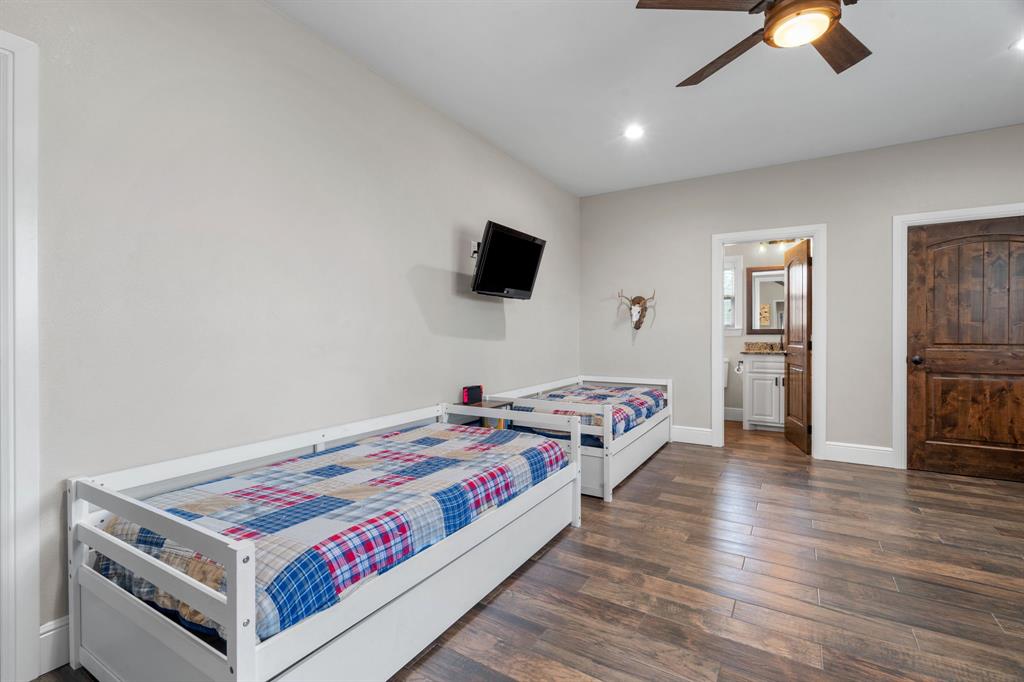 Fossil Rdg - Residential