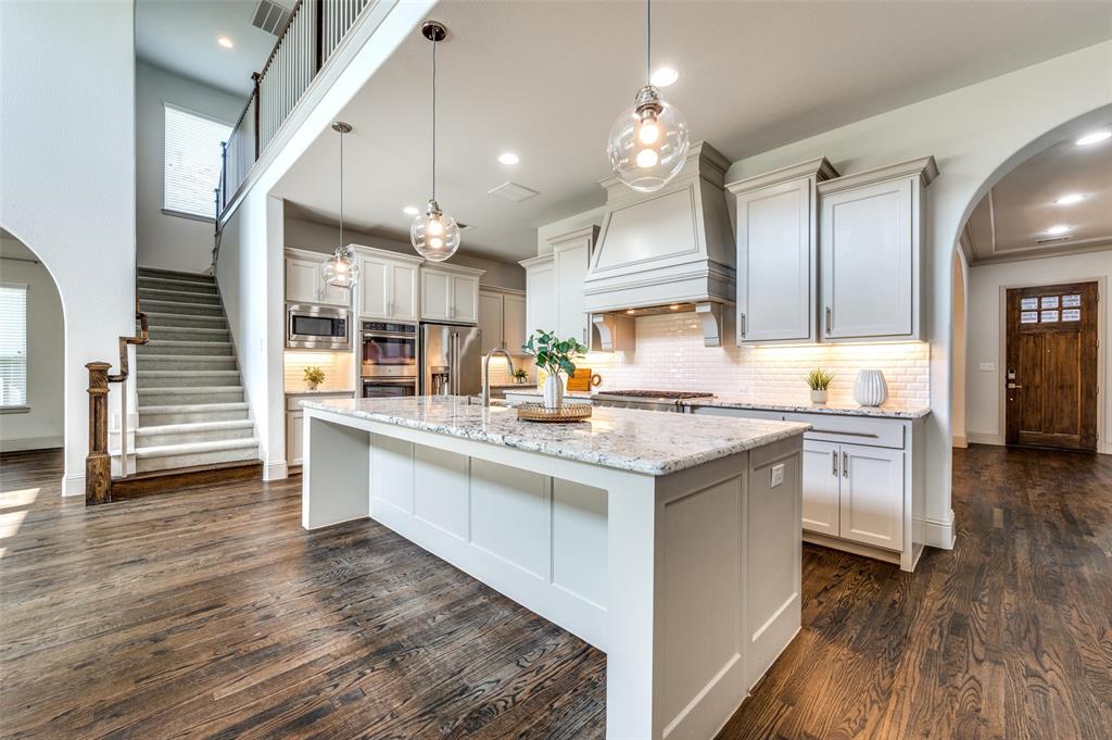 870 Redstem Drive