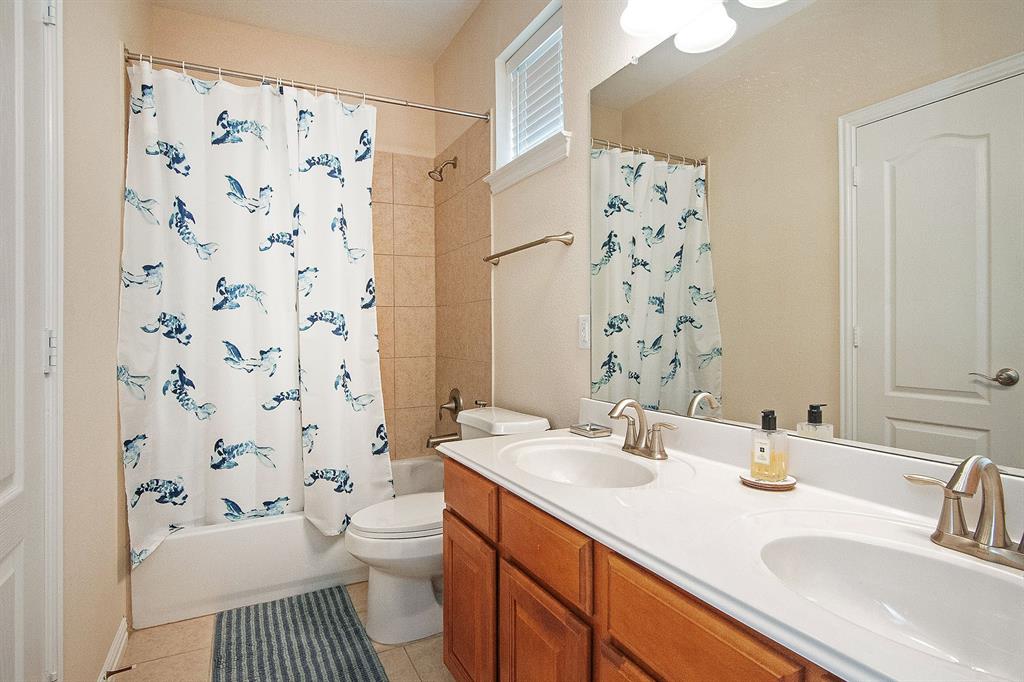 Emerald Valley Ph 03 - Residential