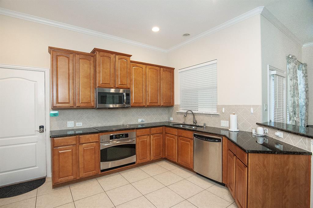 Emerald Valley Ph 03 - Residential