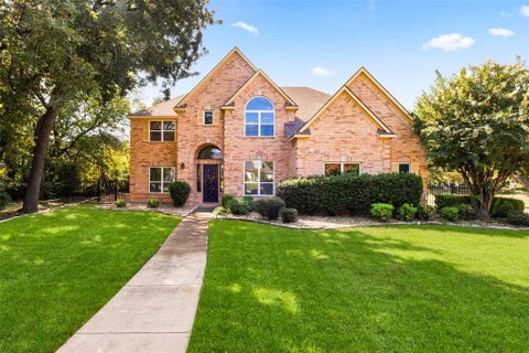 Photo of 408 Indian Paintbrush Way, Southlake, TX 76092 (MLS # 21406439)