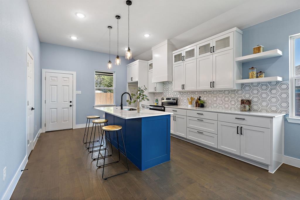 Rolling Hills 01 - Residential