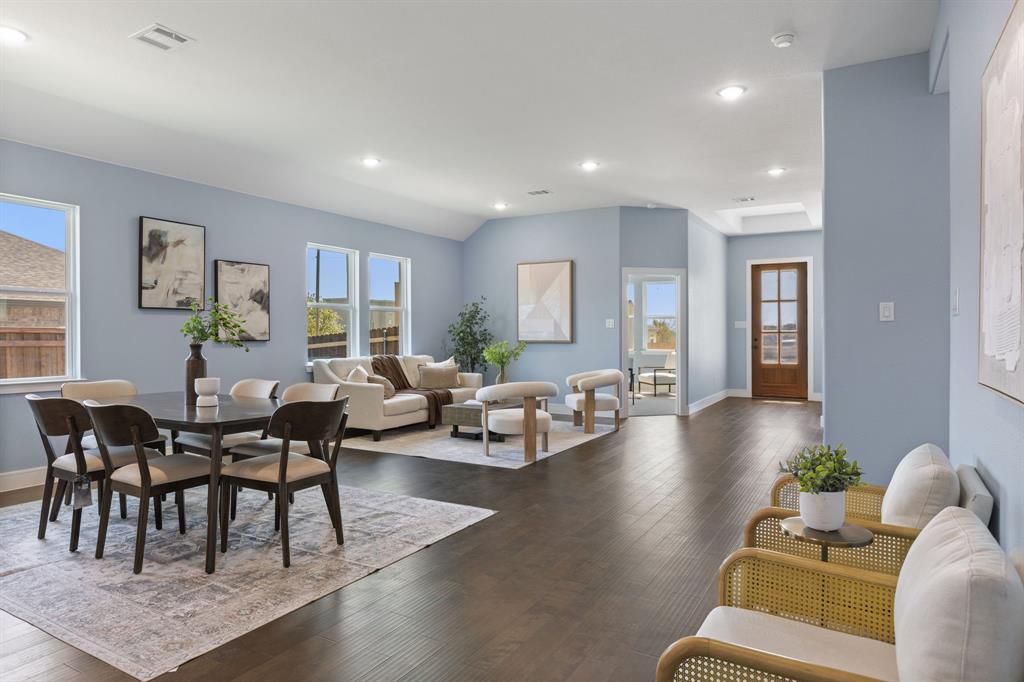 Rolling Hills 01 - Residential