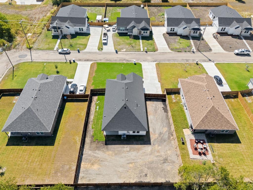 Rolling Hills 01 - Residential