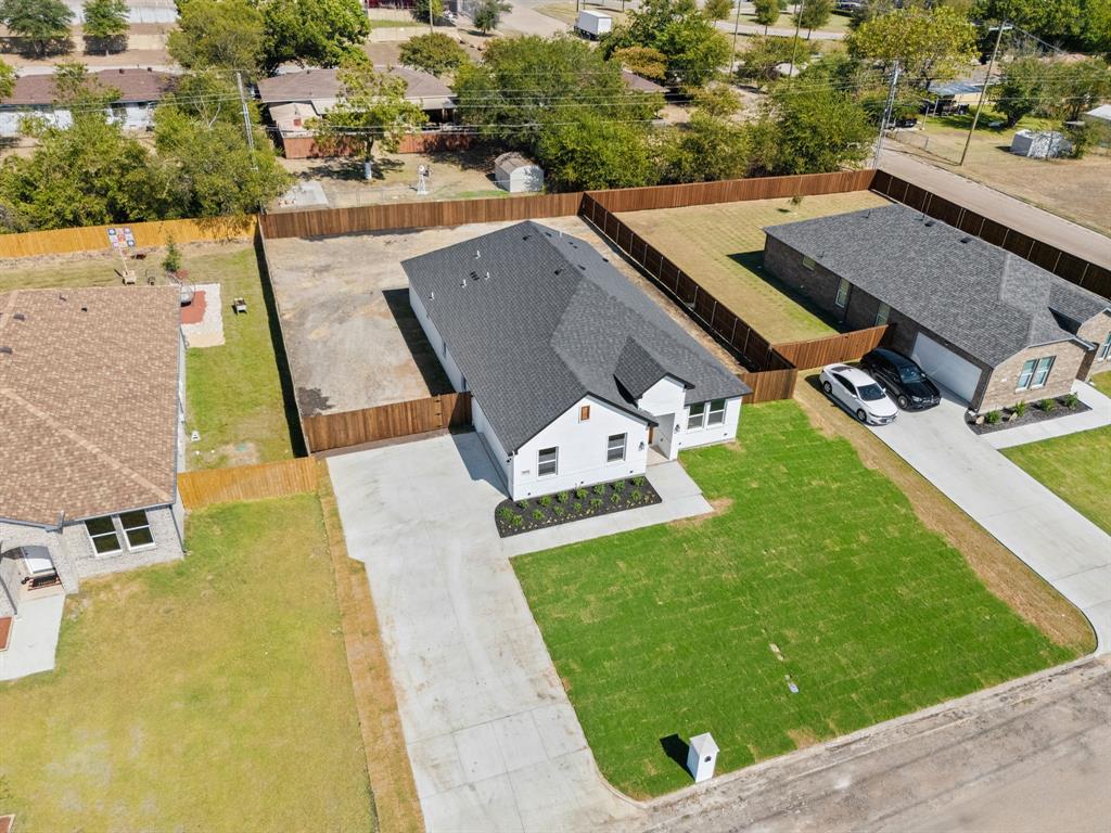 Rolling Hills 01 - Residential