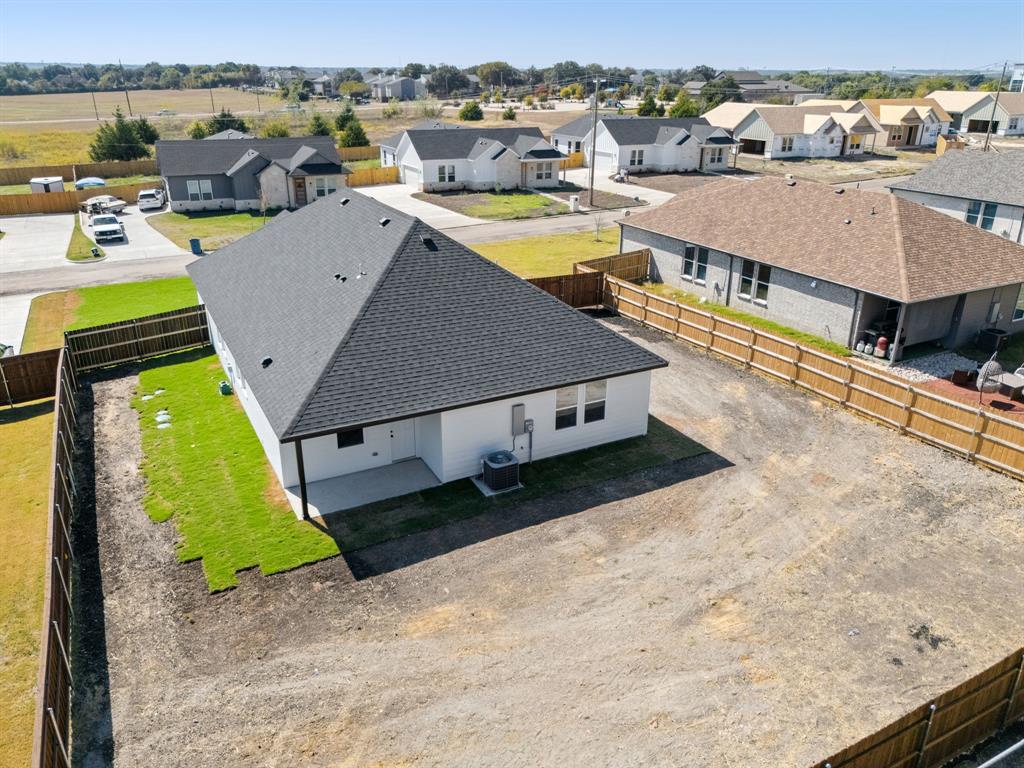 Rolling Hills 01 - Residential