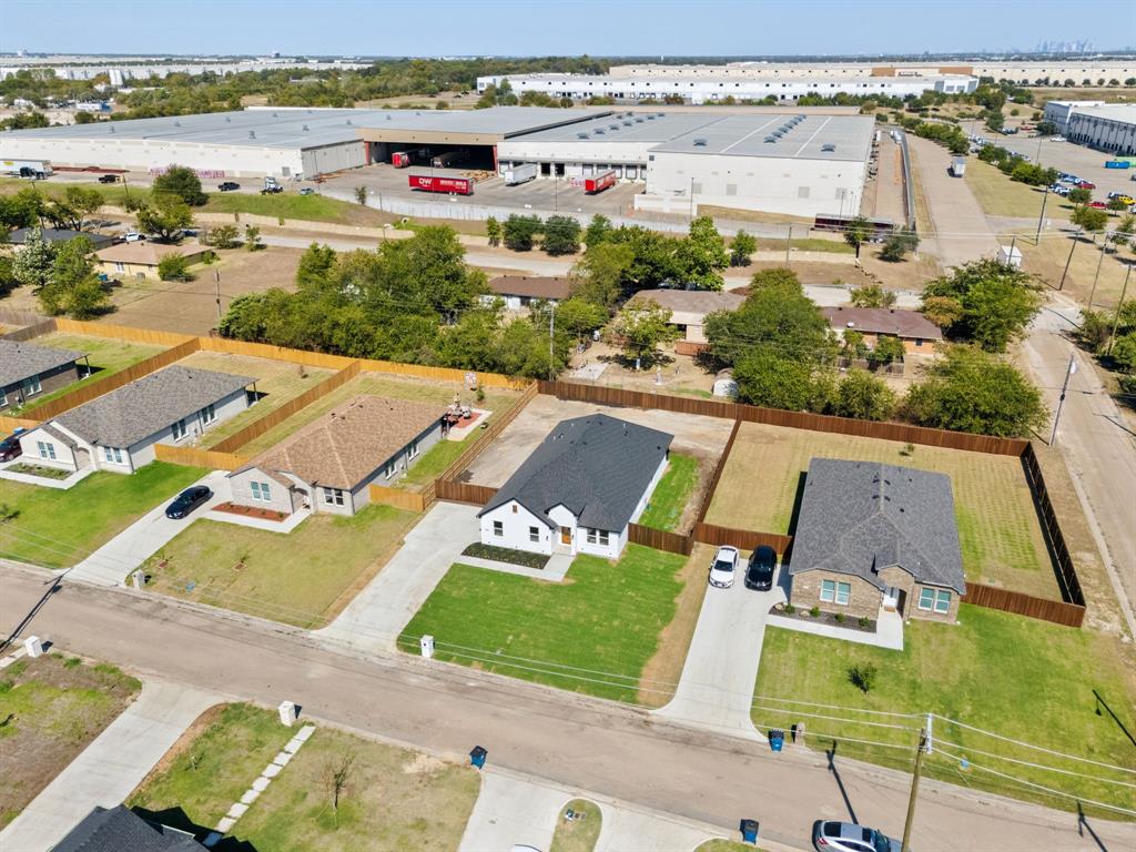 Rolling Hills 01 - Residential