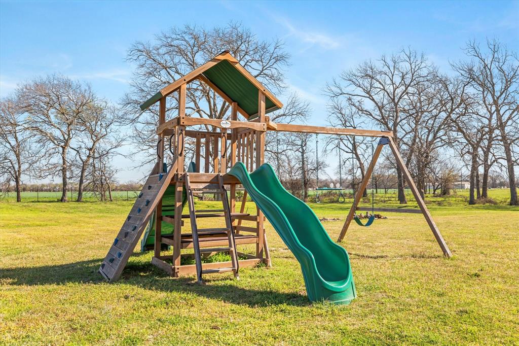 G-0989 QUILLEN CHARLES A-G0989, ACRES 3.64 - Residential