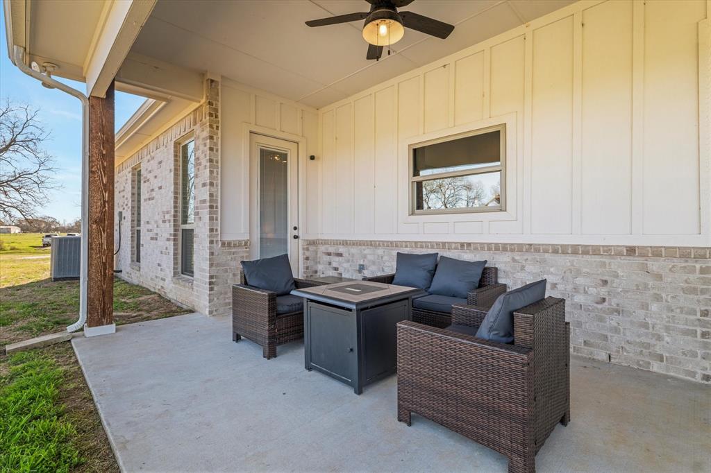 G-0989 QUILLEN CHARLES A-G0989, ACRES 3.64 - Residential