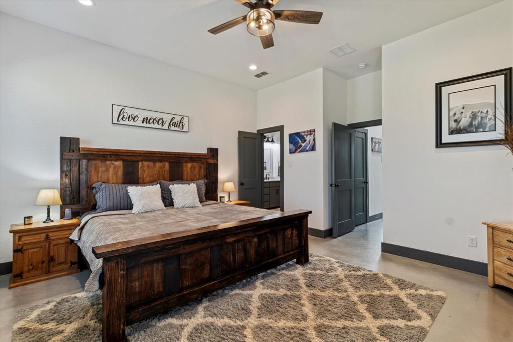 G-0989 QUILLEN CHARLES A-G0989, ACRES 3.64 - Residential