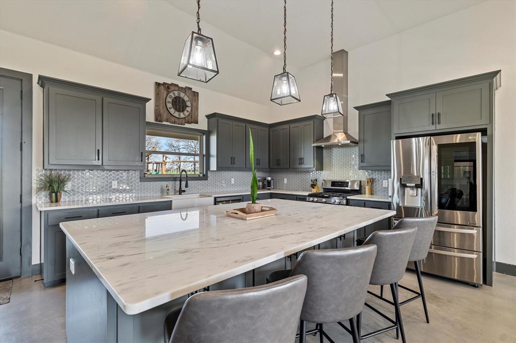 G-0989 QUILLEN CHARLES A-G0989, ACRES 3.64 - Residential