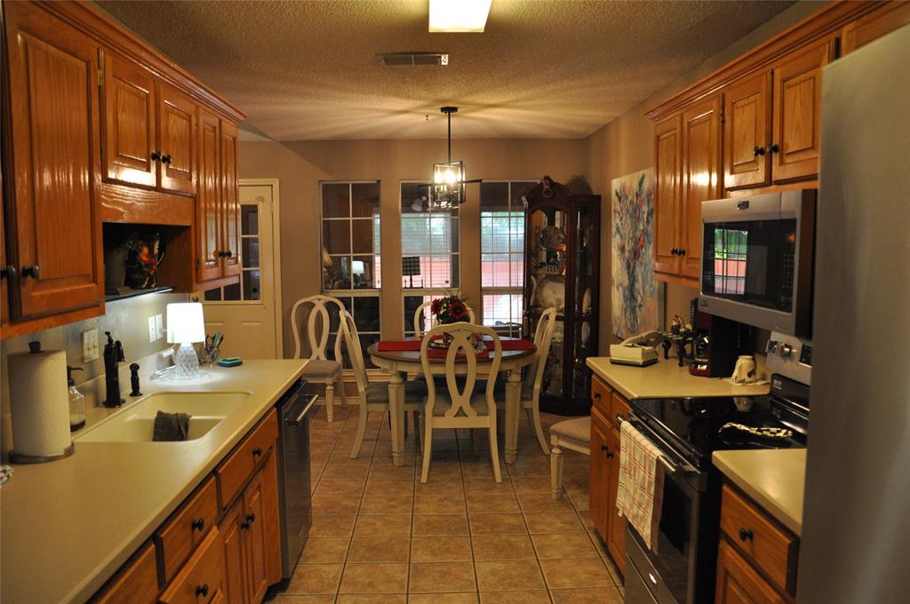 1720 Red Oak Circle Circle