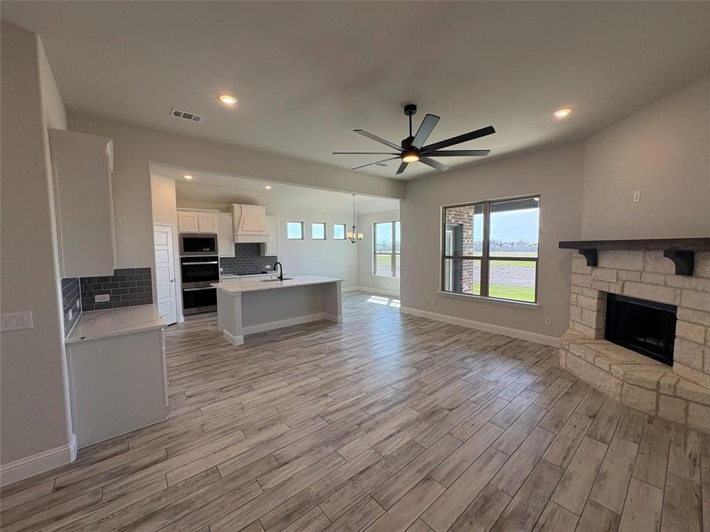 725 Windward Court