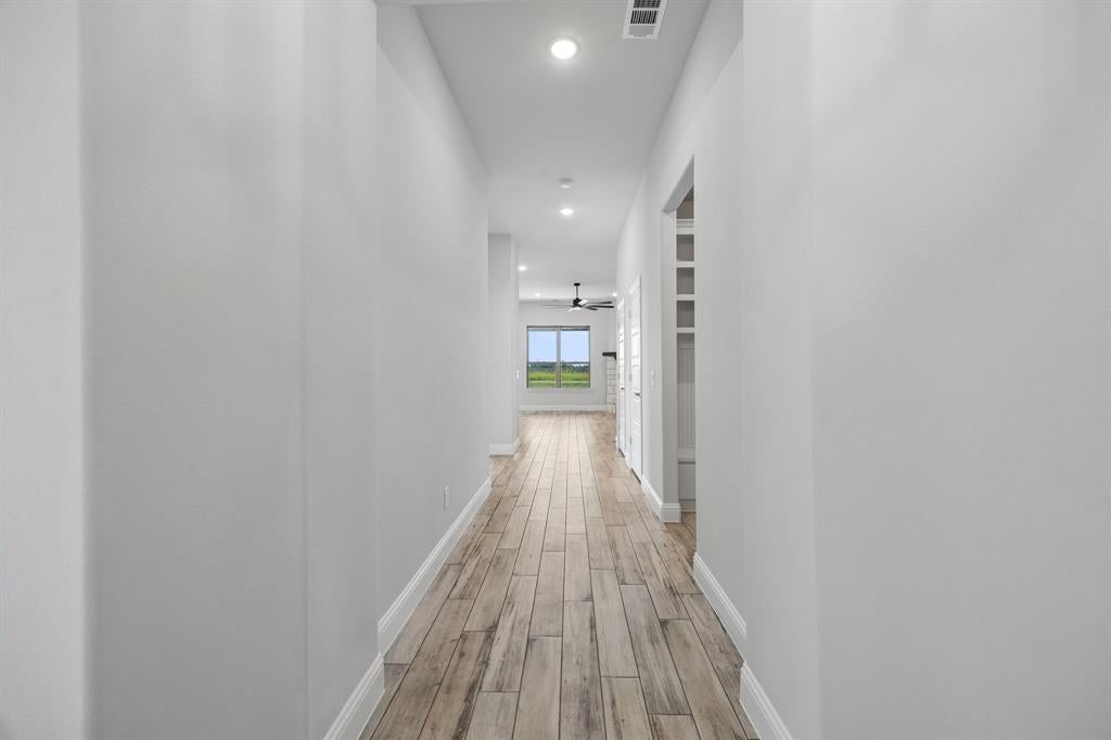 725 Windward Court