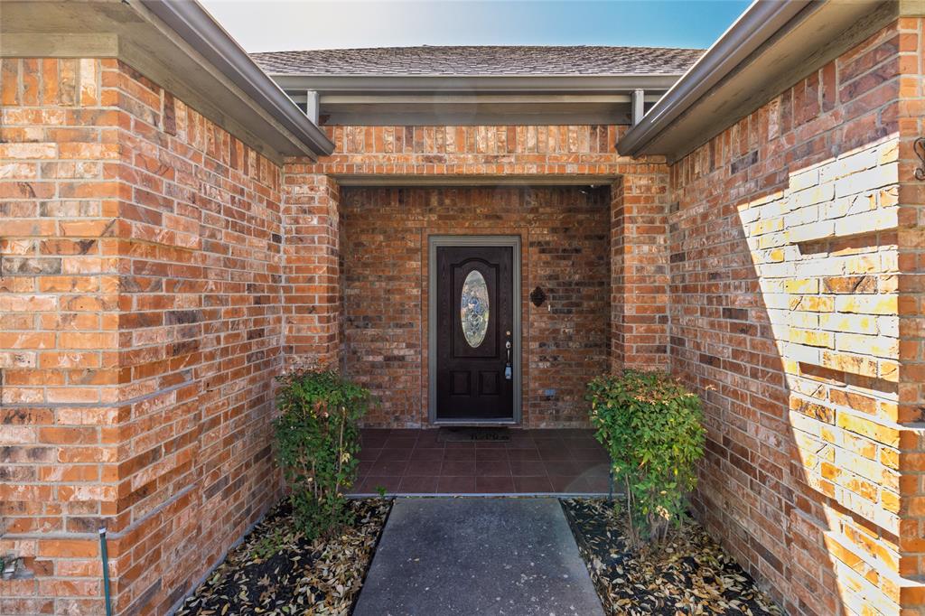 543 Oakridge Drive