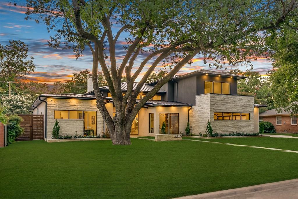 10815 Pinocchio Drive