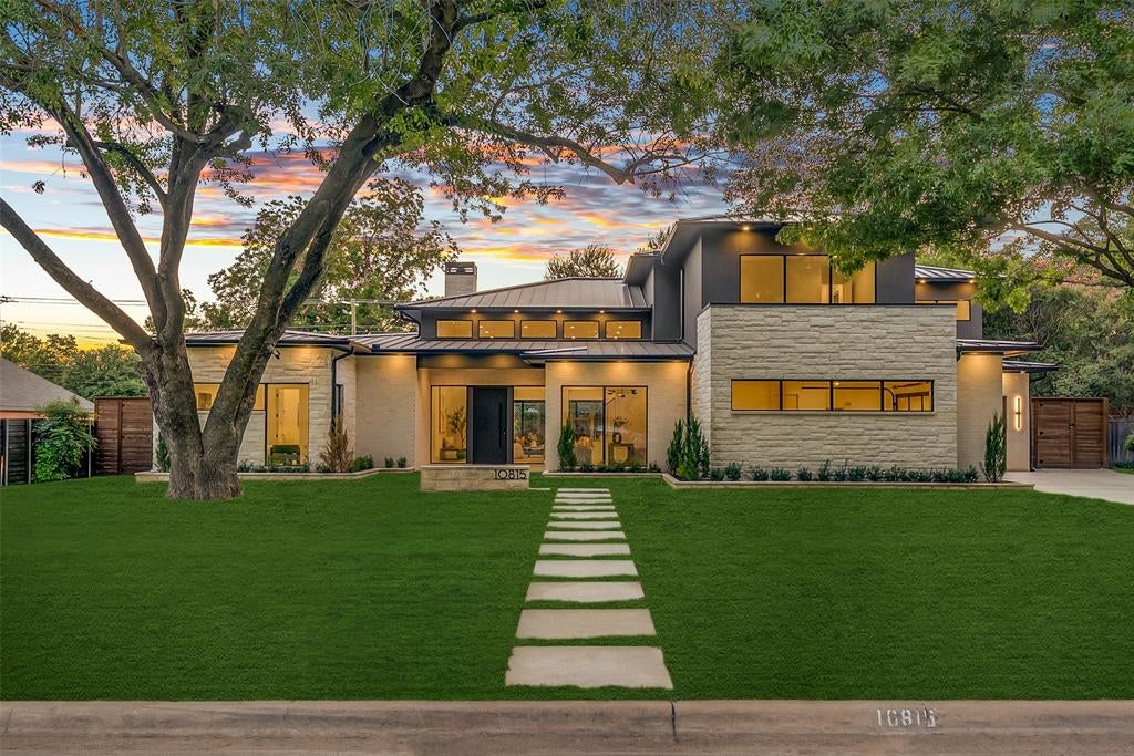 10815 Pinocchio Drive