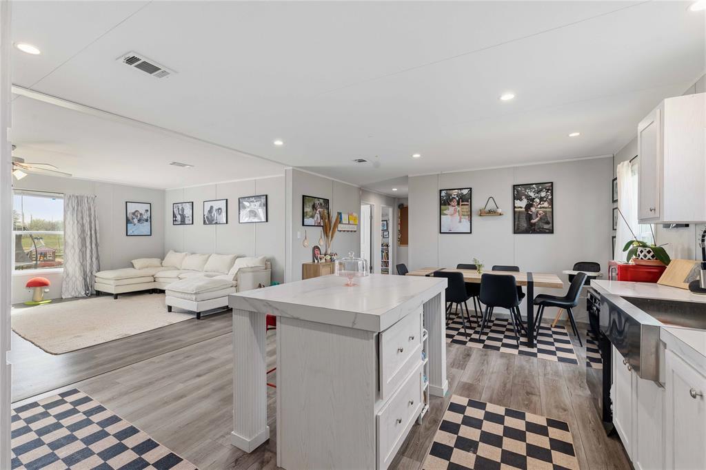 4 Oaks Ranch Estates - Residential