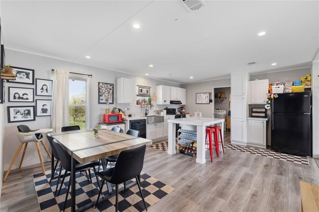 4 Oaks Ranch Estates - Residential