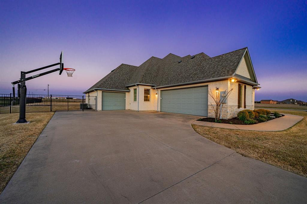 1570 Winding Creek Lane