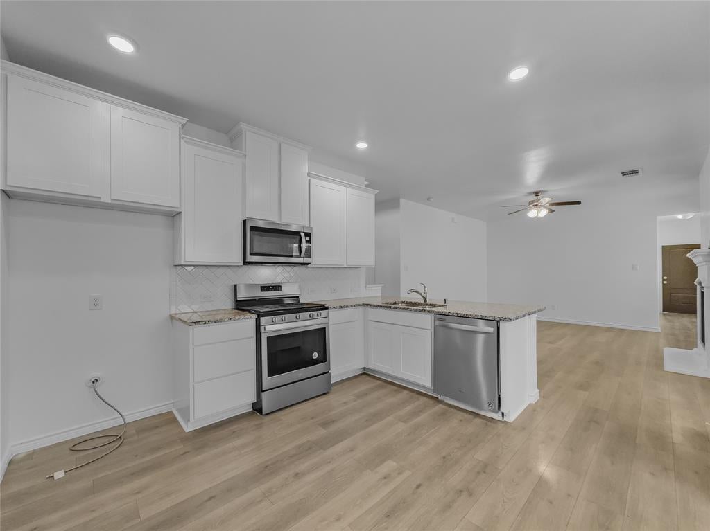 2126 Hobby Drive