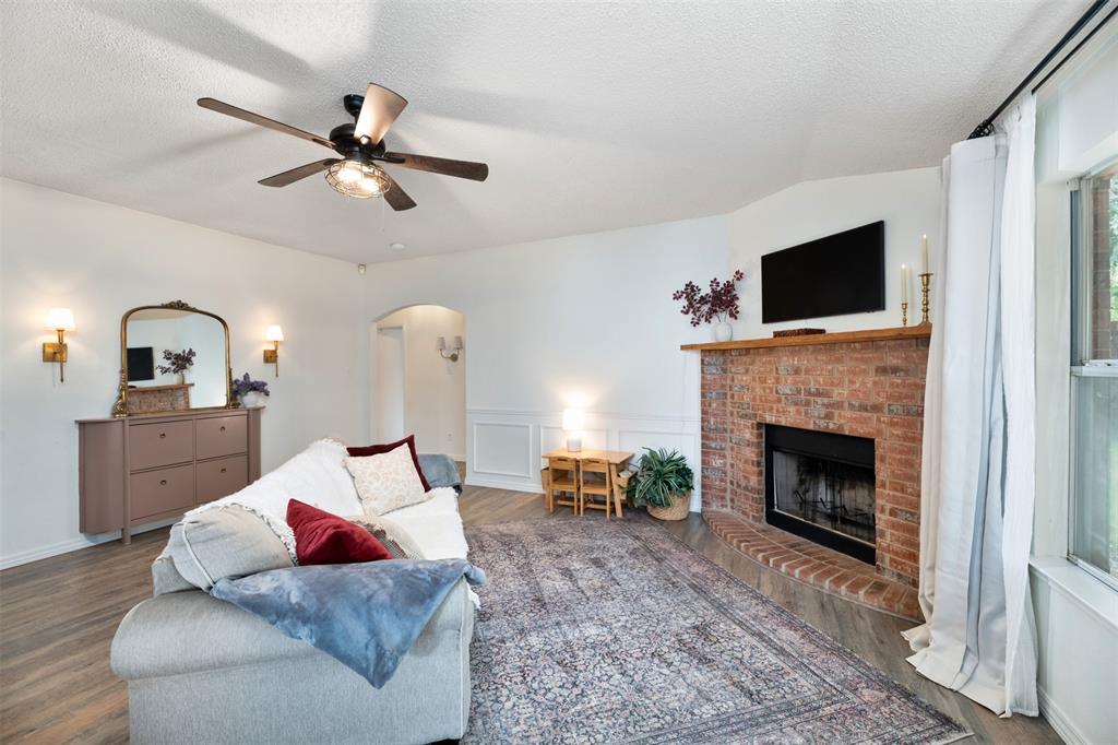929 Comiskey Court