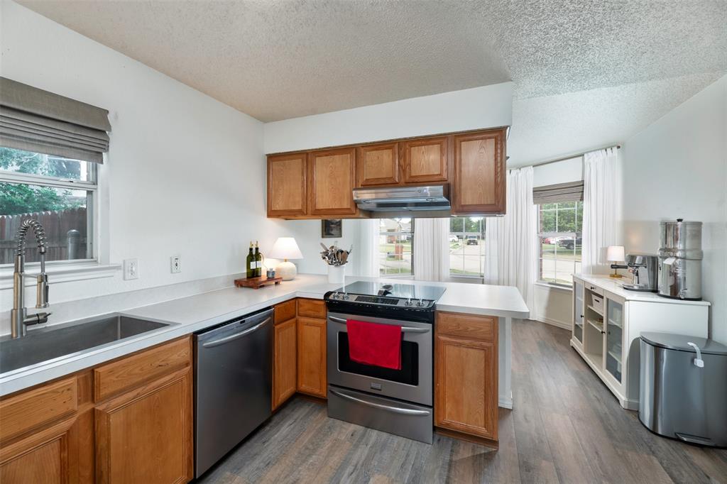 929 Comiskey Court