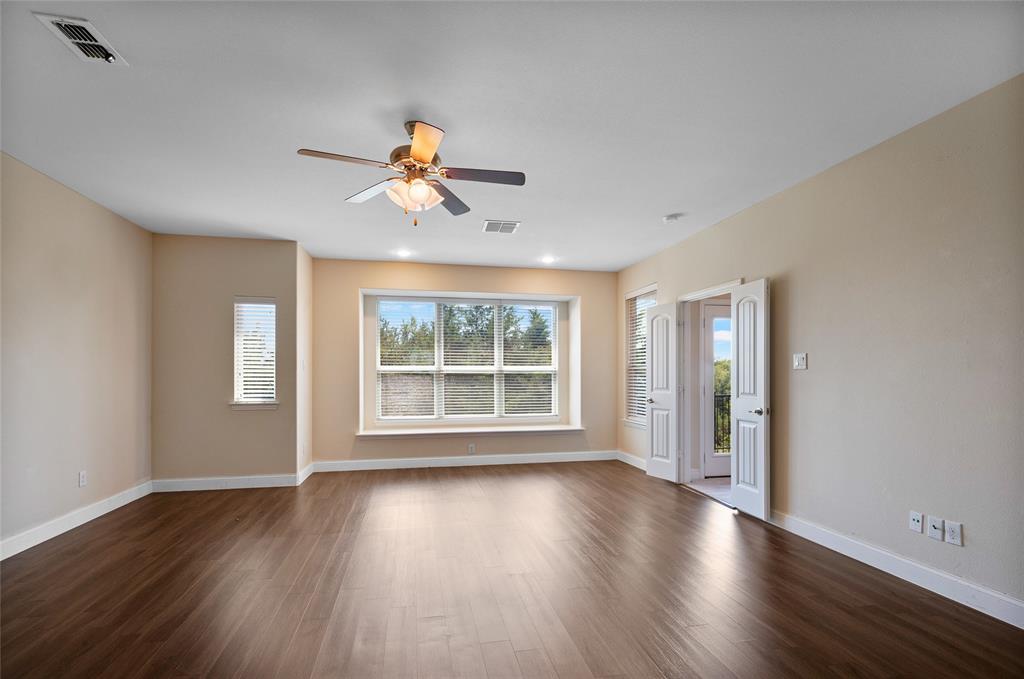 Lakeshore Village - Residential