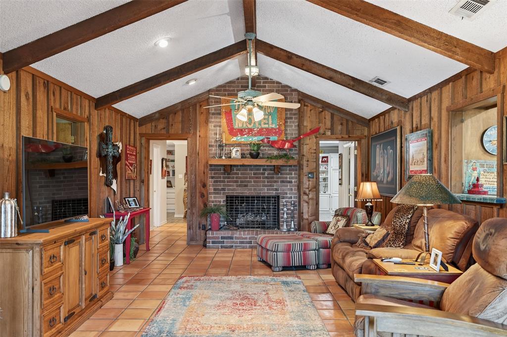 A0399A J. EDMONSON, TR 2, .9677 ACRES, OLD DCAD TR - Farm