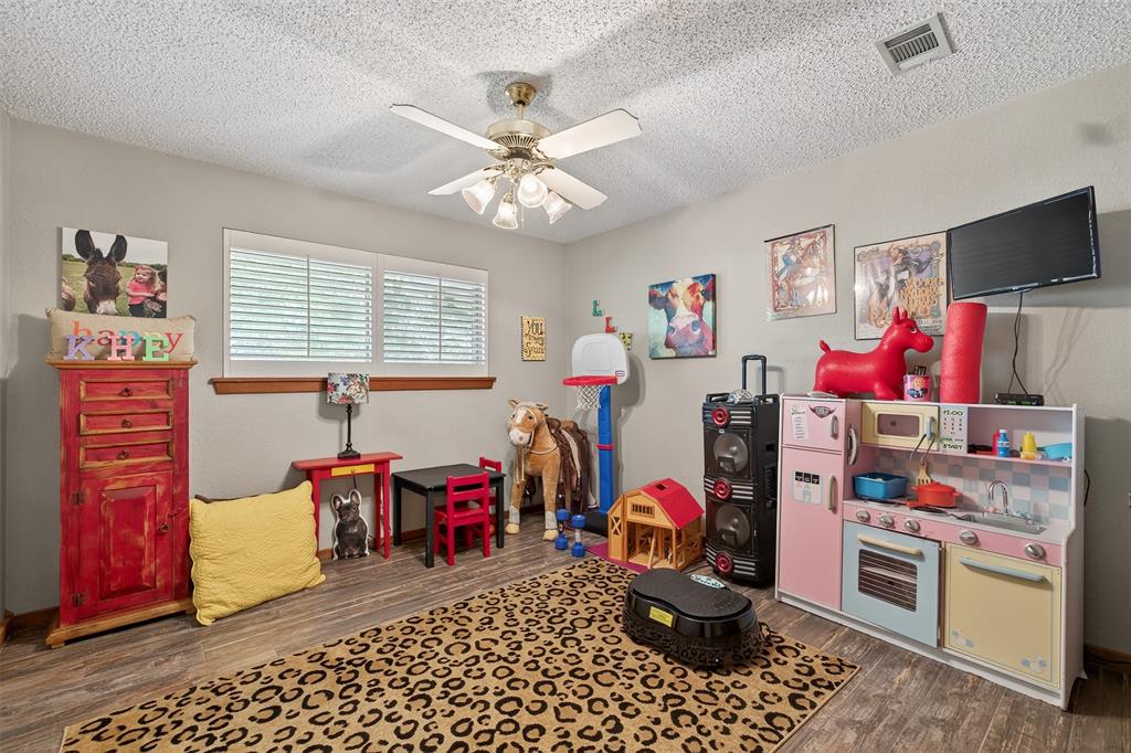 A0399A J. EDMONSON, TR 2, .9677 ACRES, OLD DCAD TR - Farm