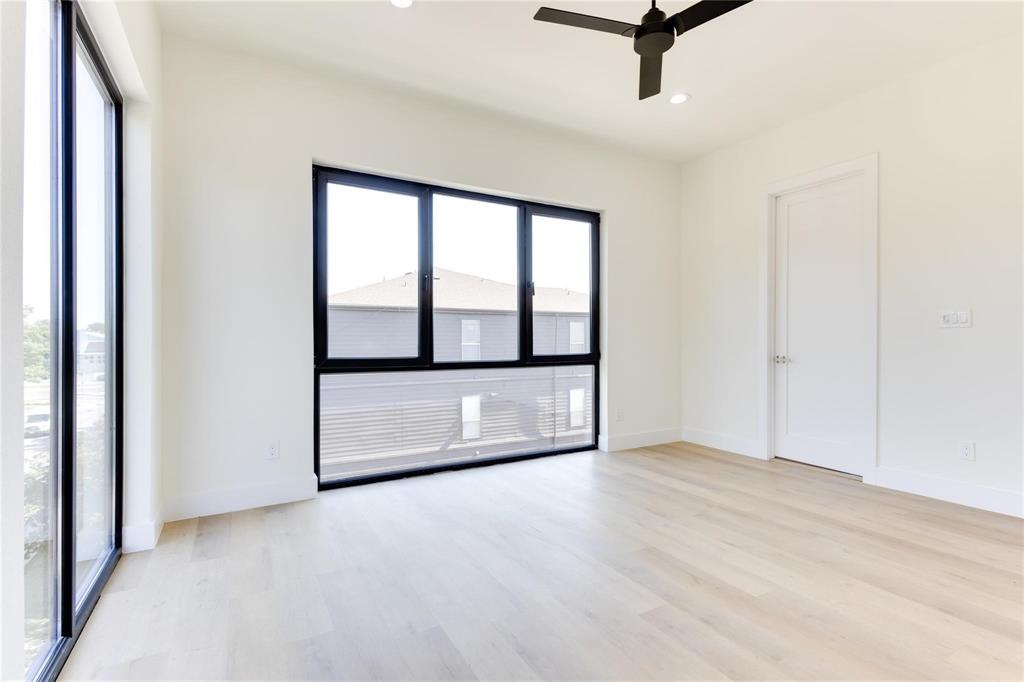 DEERE PARK - Residential