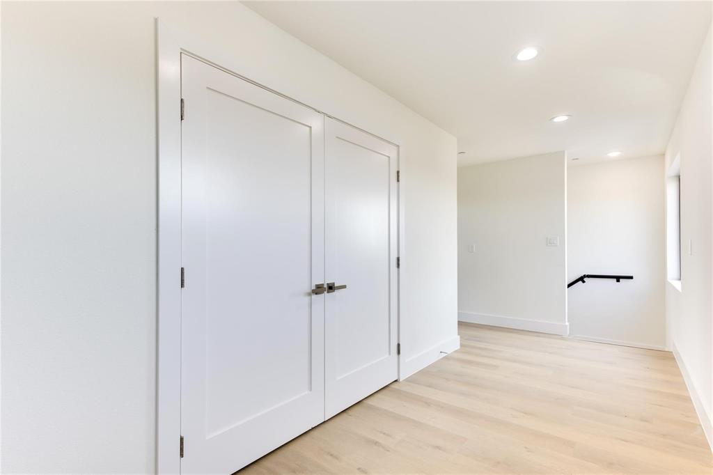DEERE PARK - Residential