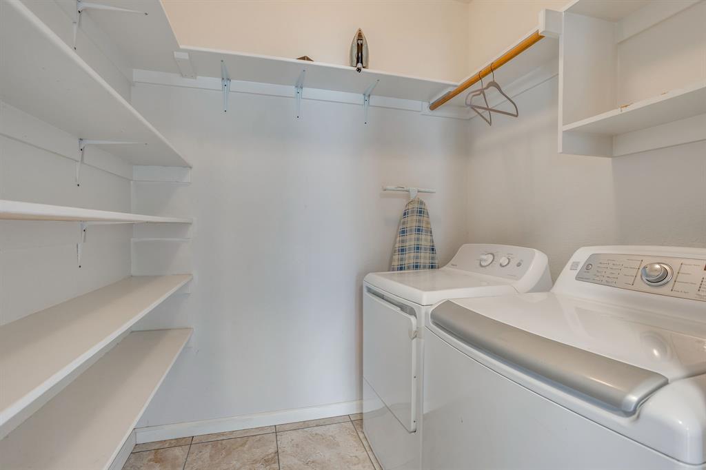 Fossil Hill Estates - Residential