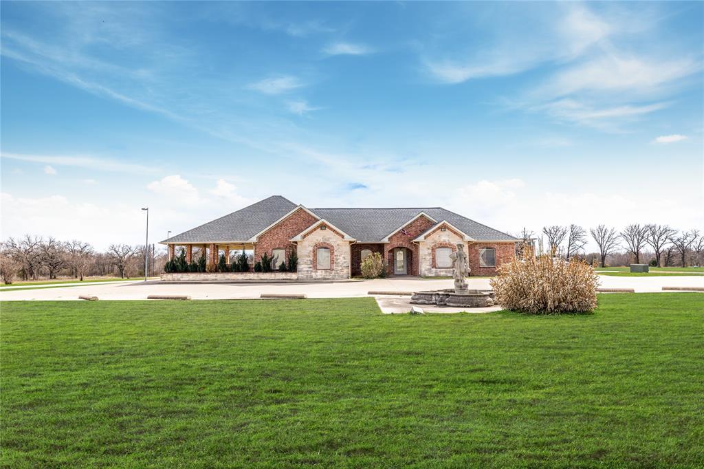 401 Center Court Drive