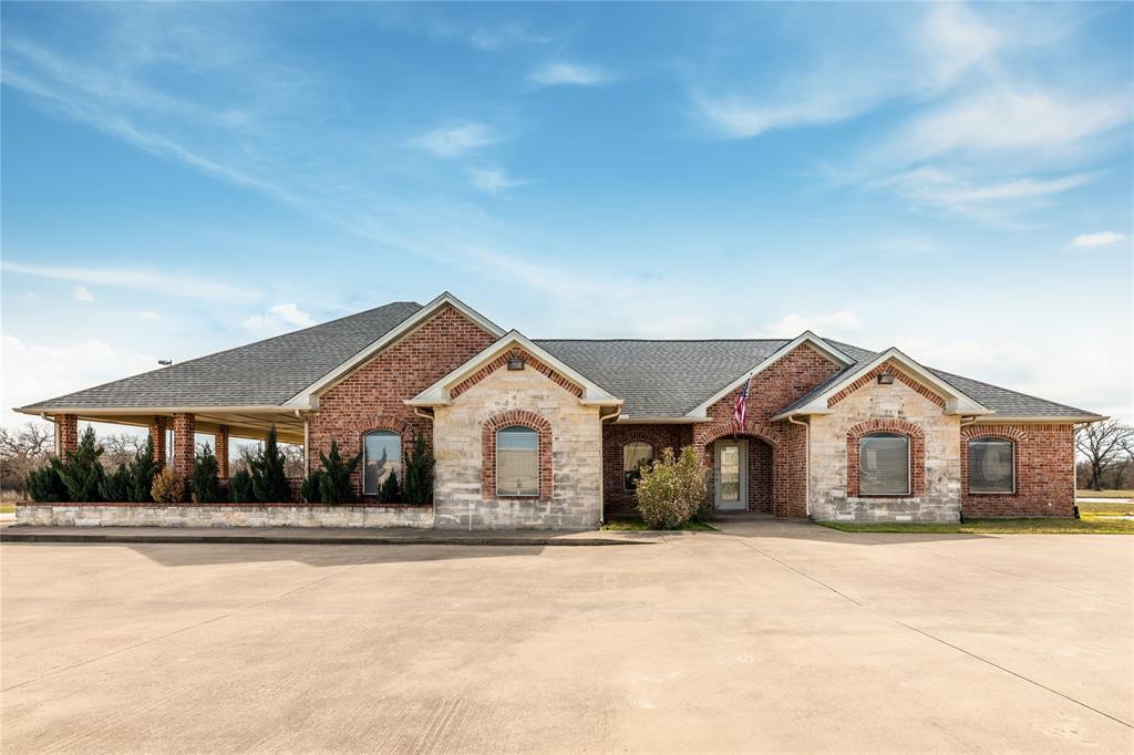 401 Center Court Drive