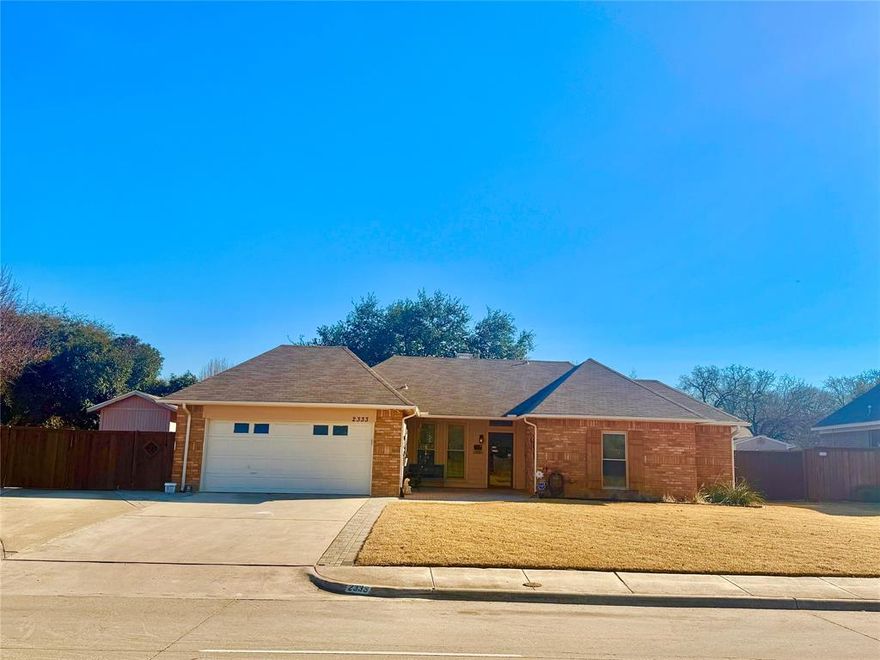 OPEN HOUSE SUNDAY MARCH 15TH 2PM TO 4PM.......WELCOME HOME....TO A TRUE FLOWER MOUND CLASSIC HOME WITH NO HOA ....THAT MARKS ALL THE BOXES HAS JUST ARRIVED...ONCE IN OVER 3 DECADES FOR THE OPPORTUNITY TO OWN THIS HOME WITH THE TRUE DEFINITION OF THE PRIDE OF OWNERSHIP AT THE HIGHEST DEGREE. NESTLED ON AMAZING HUGE OVERSIZED CORNER LOT WITH HUGE POOL SIZED BACKYARD WITH STORAGE, LARGE RV PARKING AREA, AND MORE. OPEN FLOORPLAN WITH SOARING CEILINGS, SPLIT BEDROOM DESIGN .....PLUS....RECENT NEW UPDATED MASTER BATH WITH BEAND NEW SHOWER, NEW ROOF WITH ALL NEW ENERGY EFFICIENT RADIANT DECKING MARCH  2026, NEW COMPLETE INTERIOR PAINTING, WOOD FLOORS AND MORE....SHOWS LIKE A MODEL! BE MESMERIZED BY THE CHARM AND DECLARE THIS ONE HOME BEFORE ITS GONE.