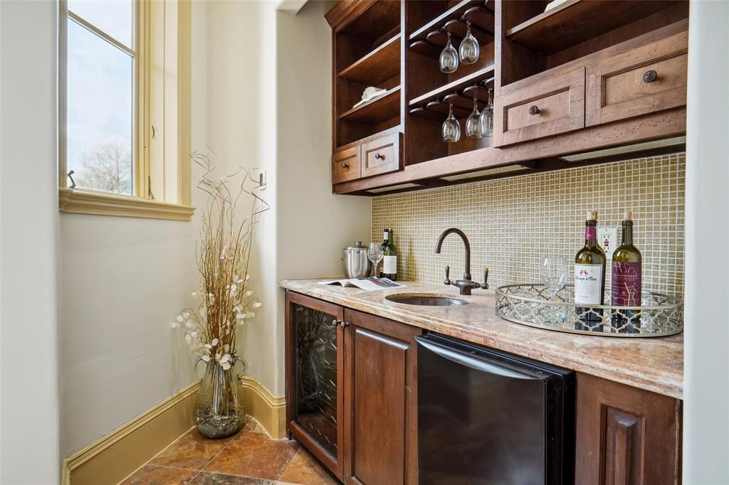 Chateau Du Lac Ph I - Residential