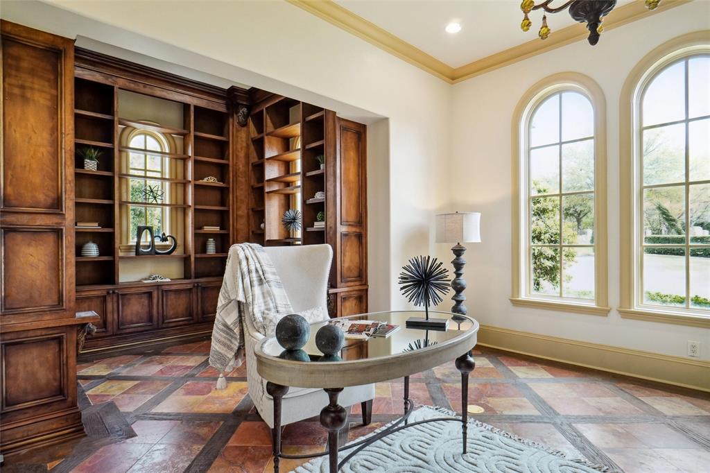 Chateau Du Lac Ph I - Residential