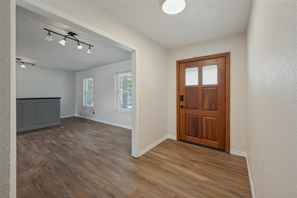 2400 W Lavender Lane