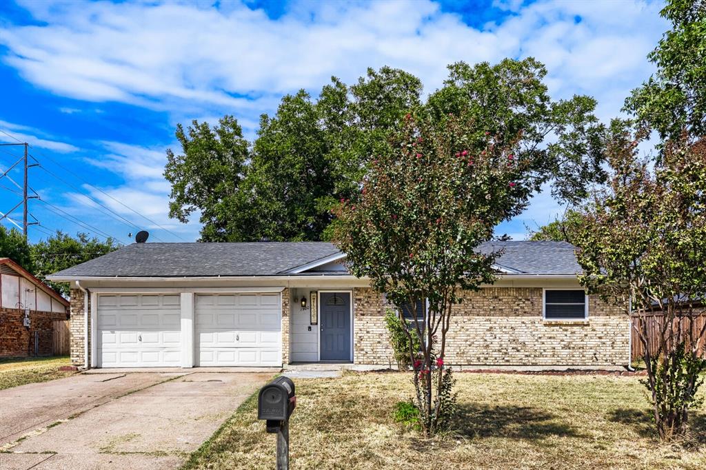 1900 Lomita Lane