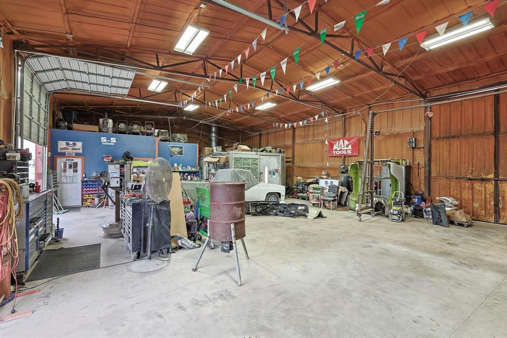 unknown - Commercial Sale