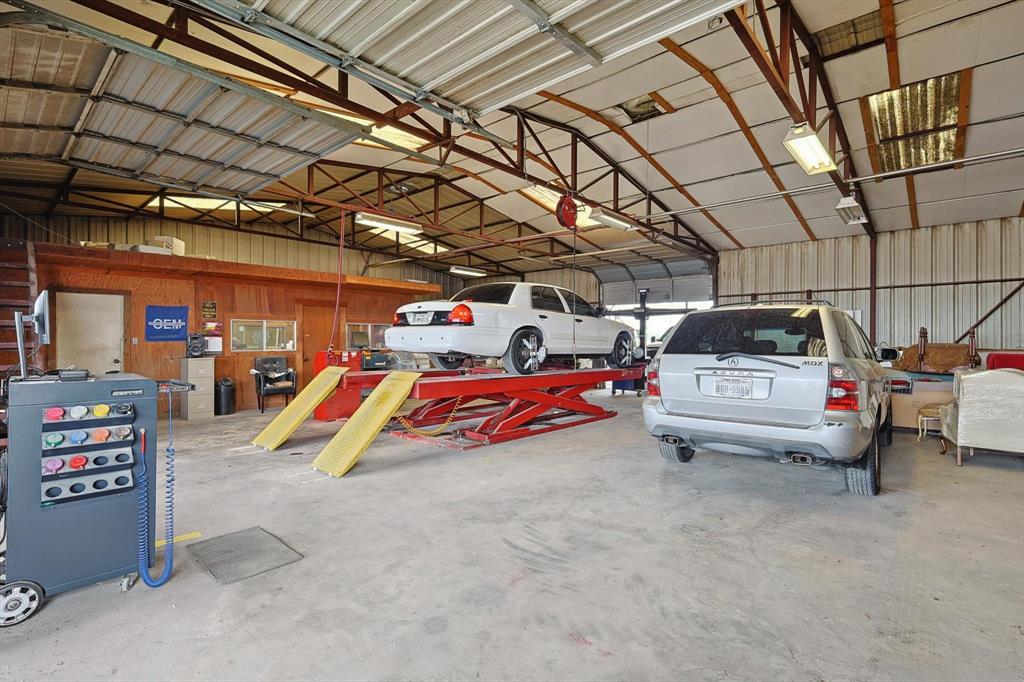 unknown - Commercial Sale