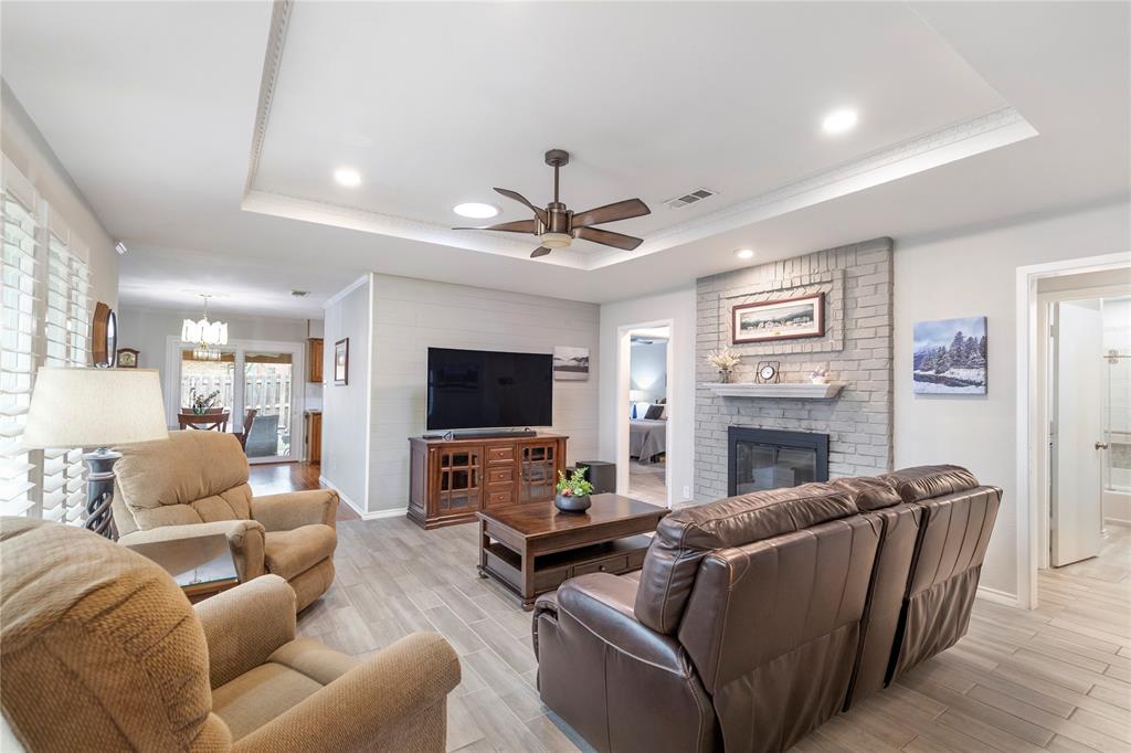 417 Sunnybrook Court