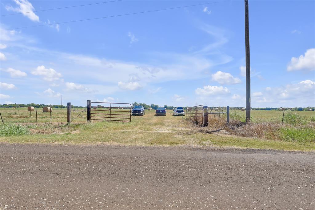 1203 County Road 4132