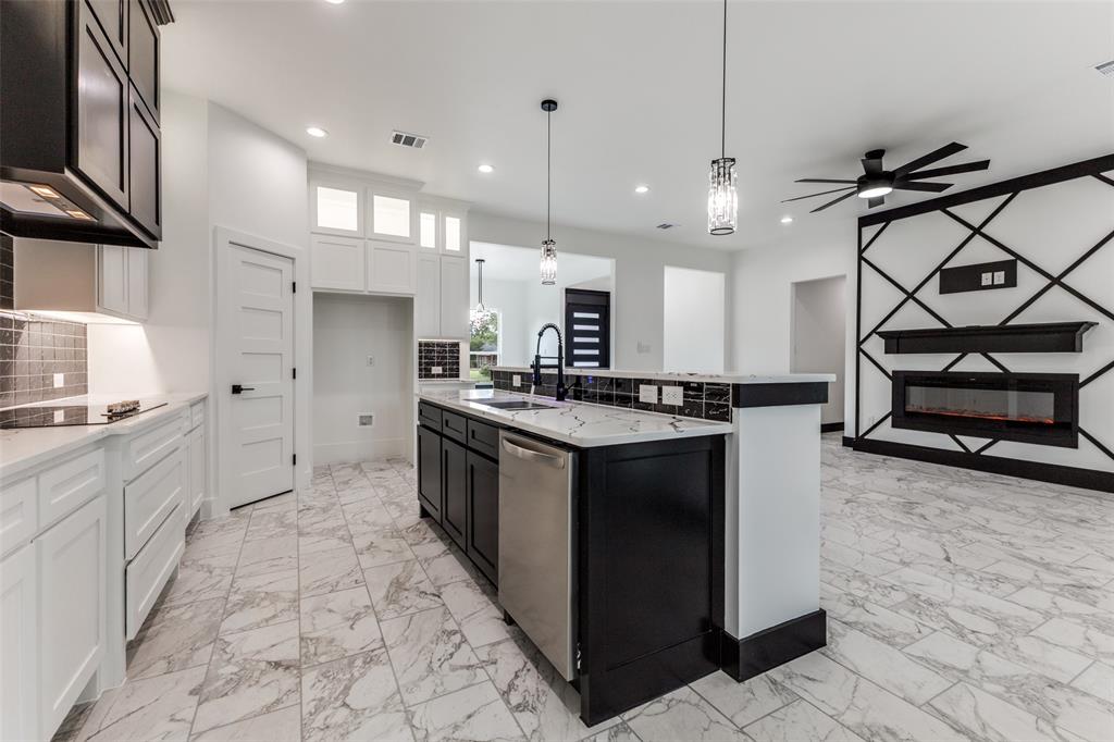 Country Club Shores - Residential