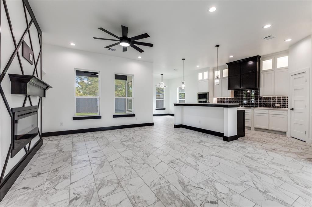 Country Club Shores - Residential
