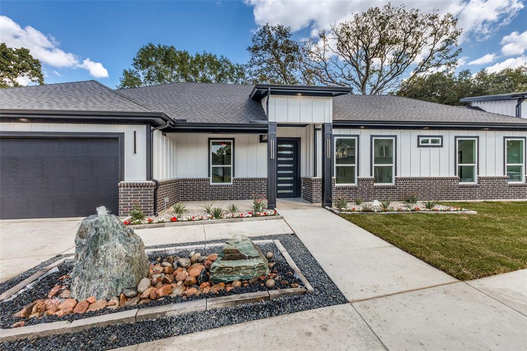 18508 Hickory Circle