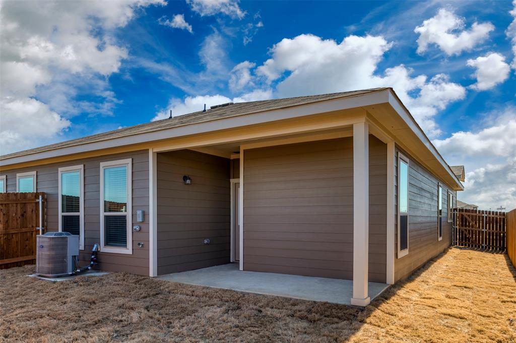 Heritage Hills Estates Phase One - Residential Lease